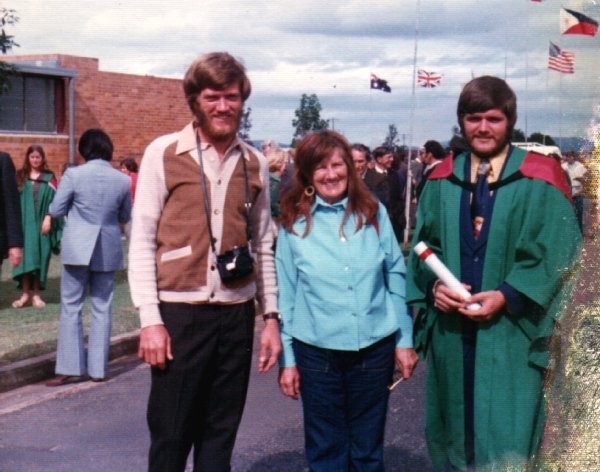 Mandia Campbell and Eric and Duncan  - Duncan´s Graduation Day - Australia